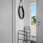 5 Bedroom Cozy In Vaeggerlose *